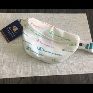 Champion Fanny Pack